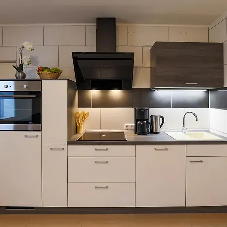 Apartment Zentrale Lage Nähe Düsseldorf Airport, Messe Duisburg